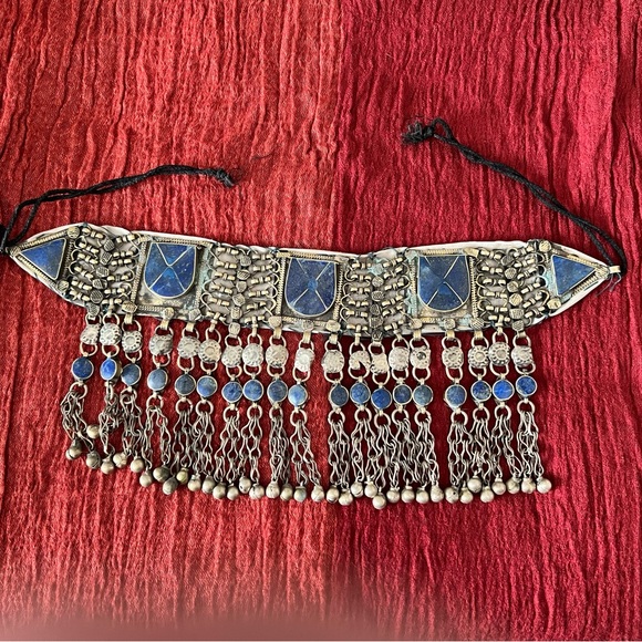 Jewelry - *Vintage* Middle Eastern Lapis Chocker